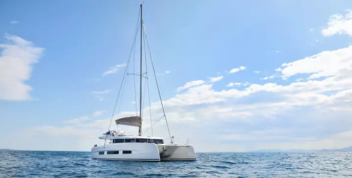 DUFOUR 48 HAWAII 5-0